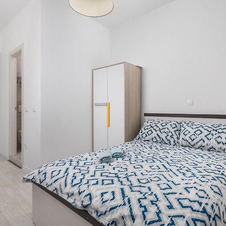 Studio Apartments Fran'S Fiume Esterno foto