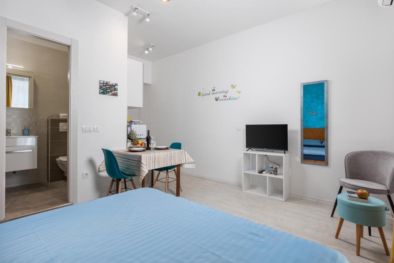Studio Apartments Fran'S Fiume Esterno foto