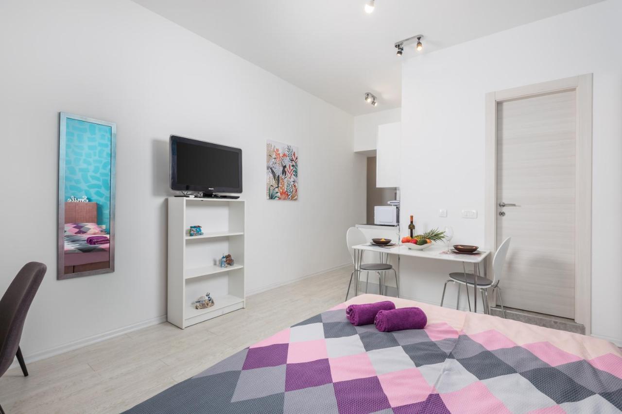 Studio Apartments Fran'S Fiume Esterno foto